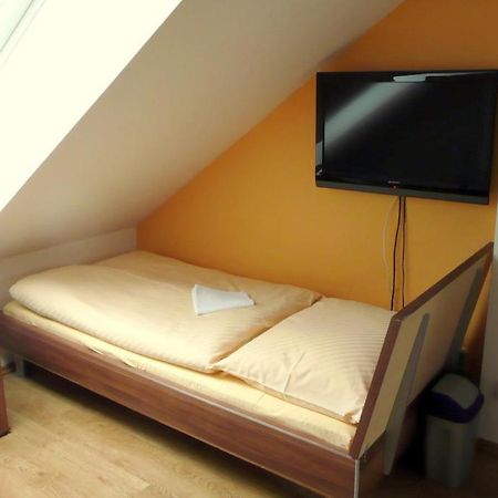 Ami Penzion Brno Chambre photo
